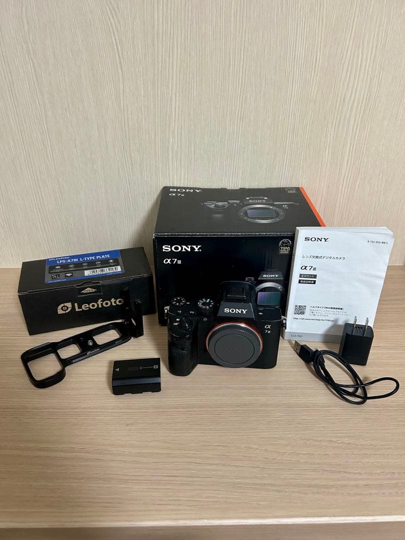 SONY α7III ミラーレス一眼 カメラ 本体