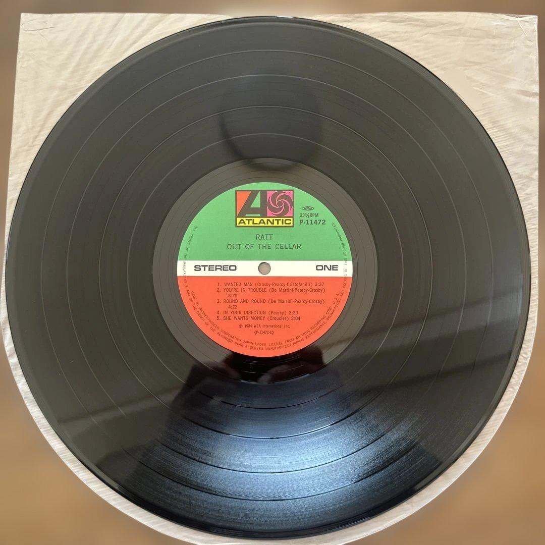 RATT ／ラット　OUT OF THE CELLAR ／情熱の炎