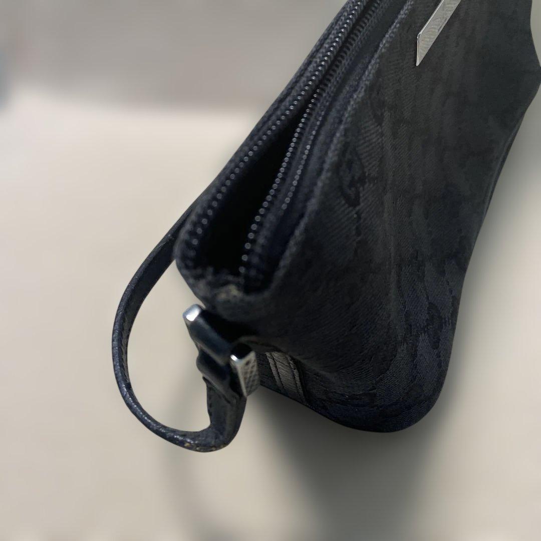 【人気品】グッチGUCCI黒 GG柄アクセサリーポーチ ワンショルダーバッグ