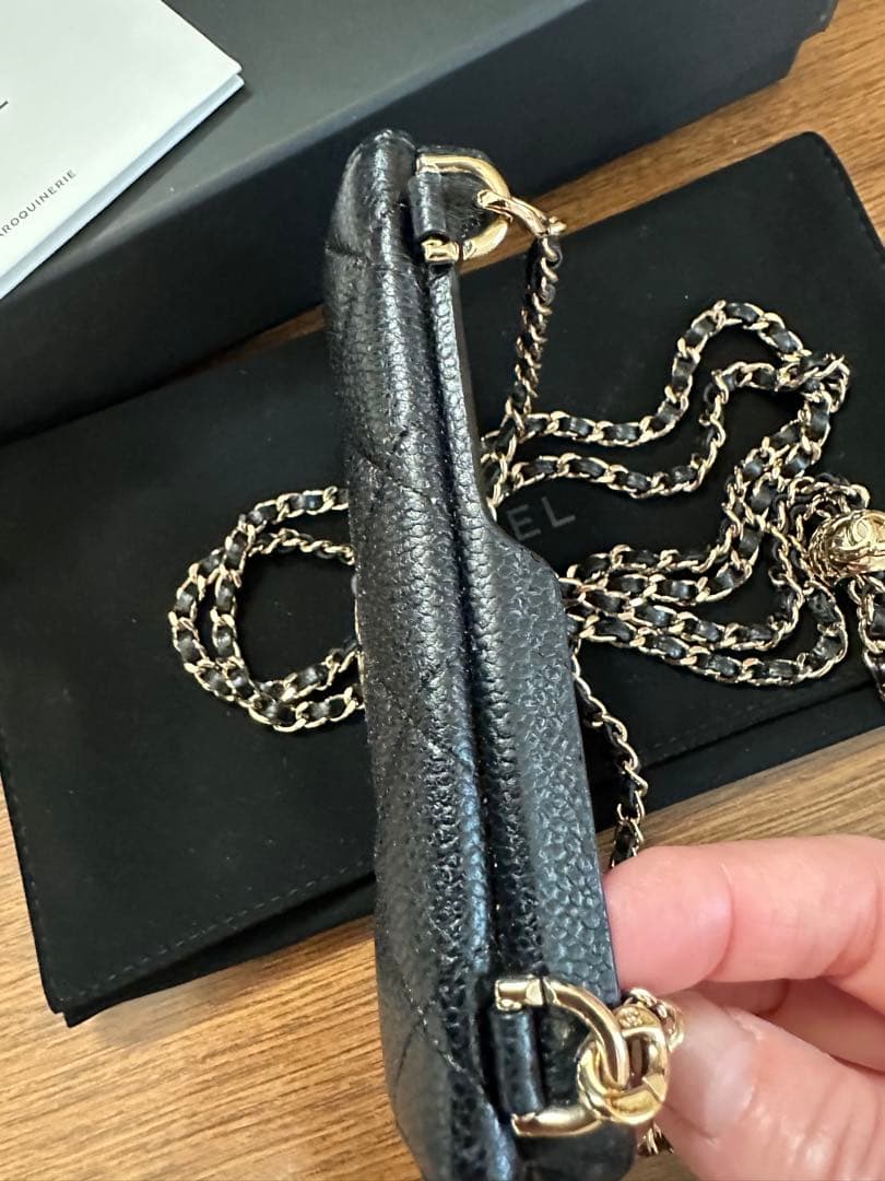 正規品CHANEL iPhone14proケース