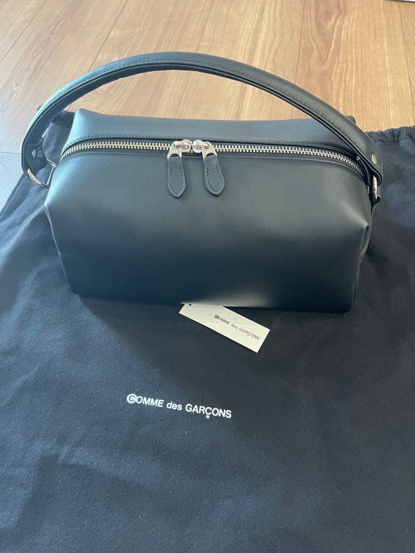 コムデギャルソン　青山バッグ　ワンハンドル　ハンドバッグ　レザー　ブラック