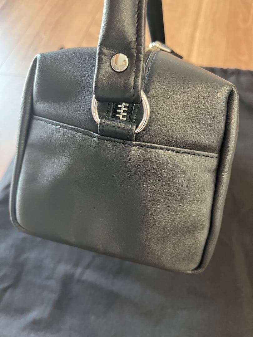 コムデギャルソン　青山バッグ　ワンハンドル　ハンドバッグ　レザー　ブラック