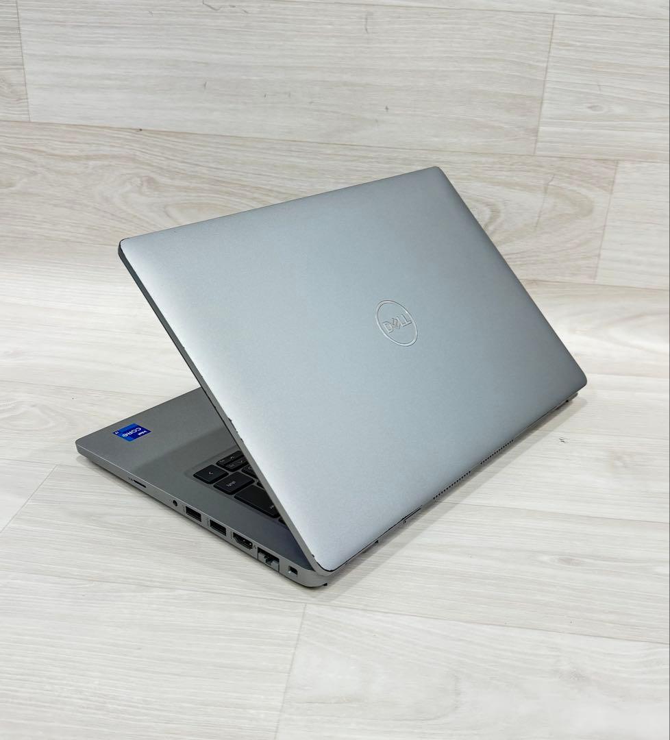 12世代Core i7デルDELL Latitude5430ノートPC/16GB