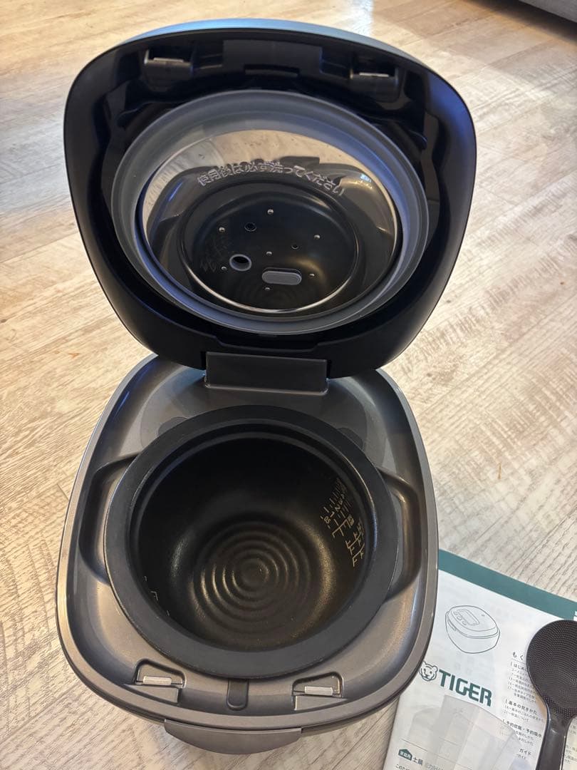 美品 タイガー圧力　土鍋IHジャー炊飯器　　JPL-H10N 2024年製