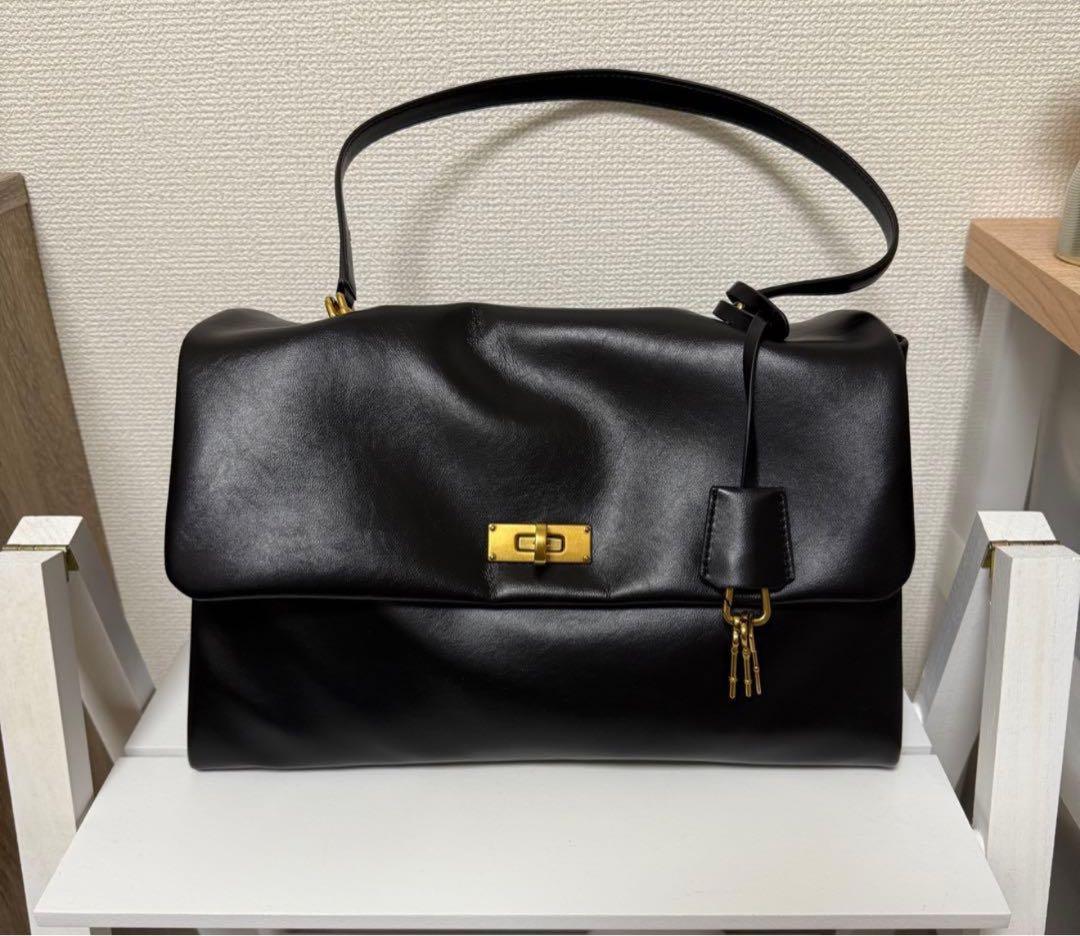 CHARLES & KEITH ケリー トップハンドルサッチェルバッグ