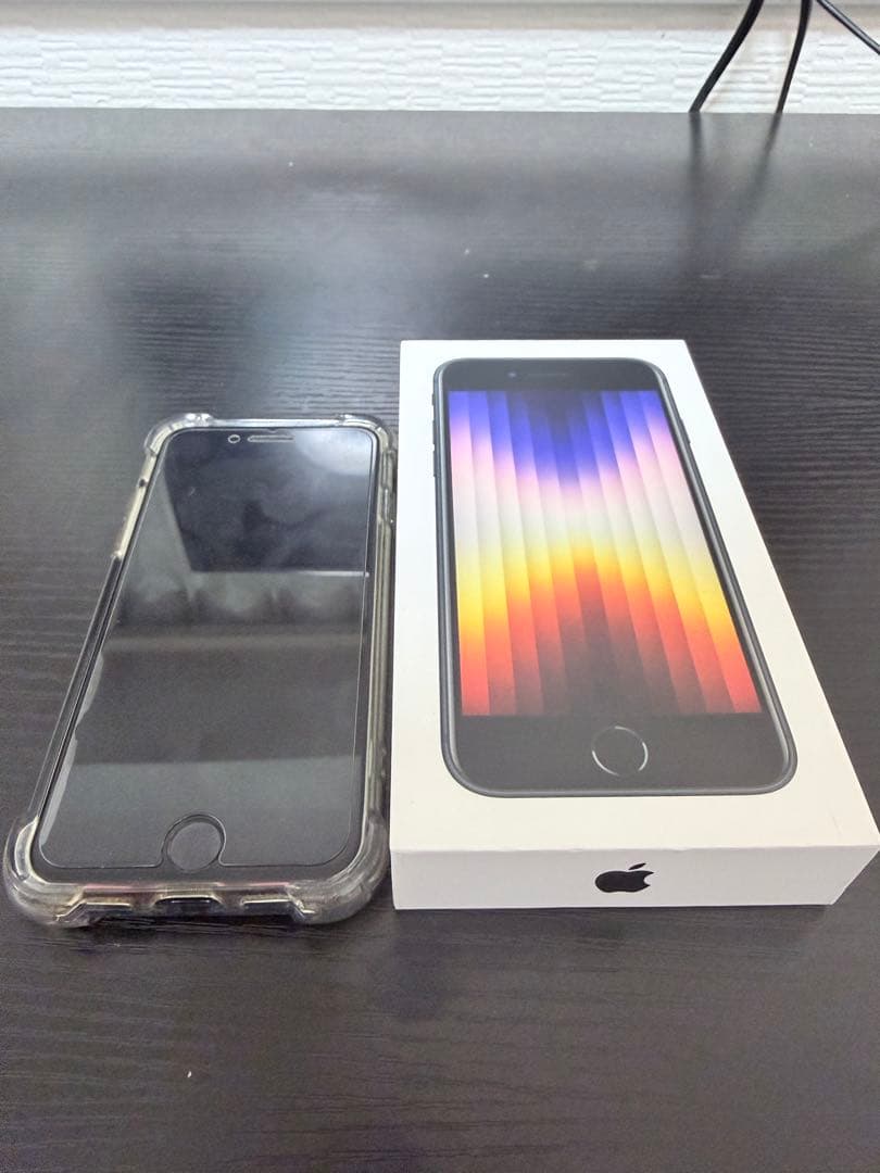 Apple iPhone SE (第3世代) ブラック 本体+カバー