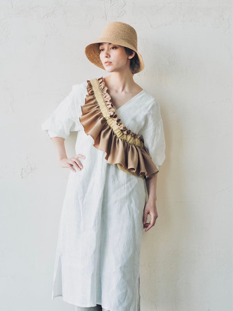 Orient Millinery DORA （sand）