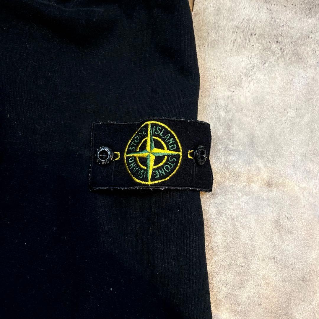 STONE  ストーンアイランド スウェット ブラック ワッペン