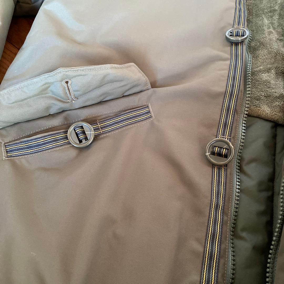 パタゴニアキッズＸＬ　カーキのジャンバー