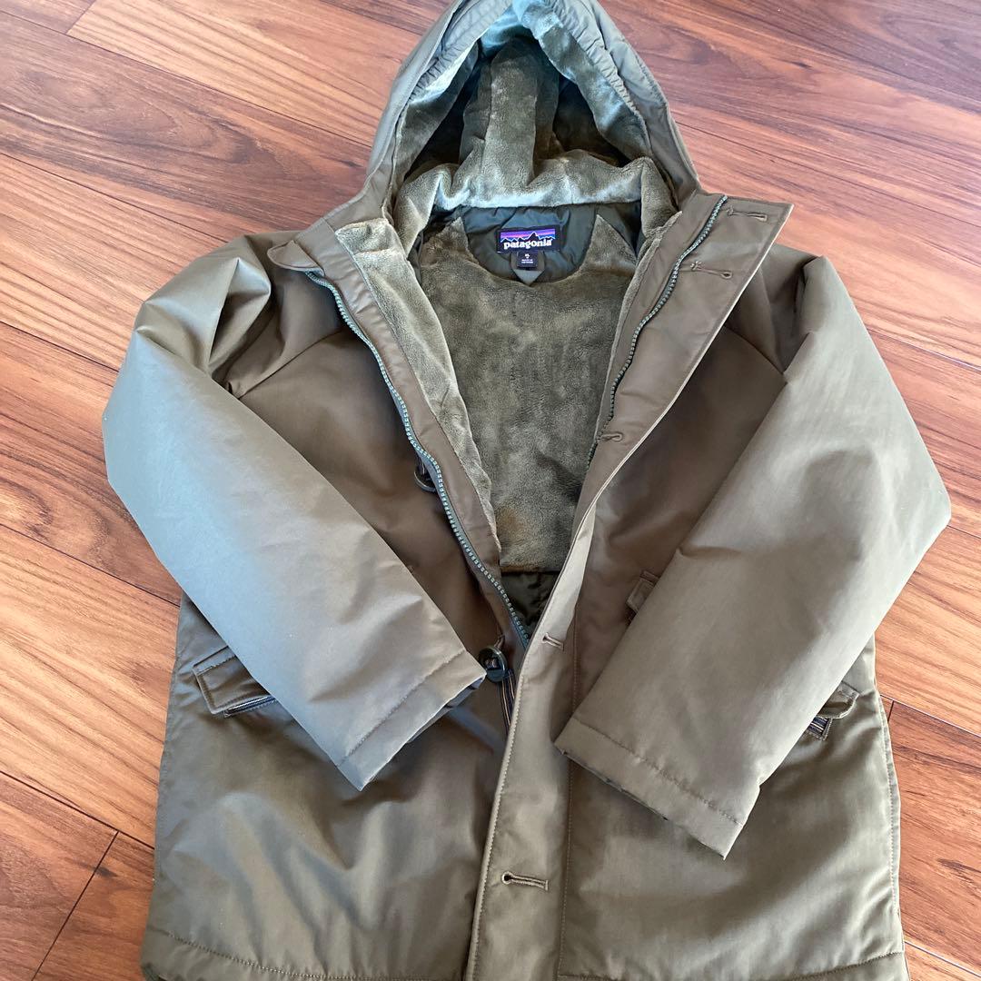 パタゴニアキッズＸＬ　カーキのジャンバー
