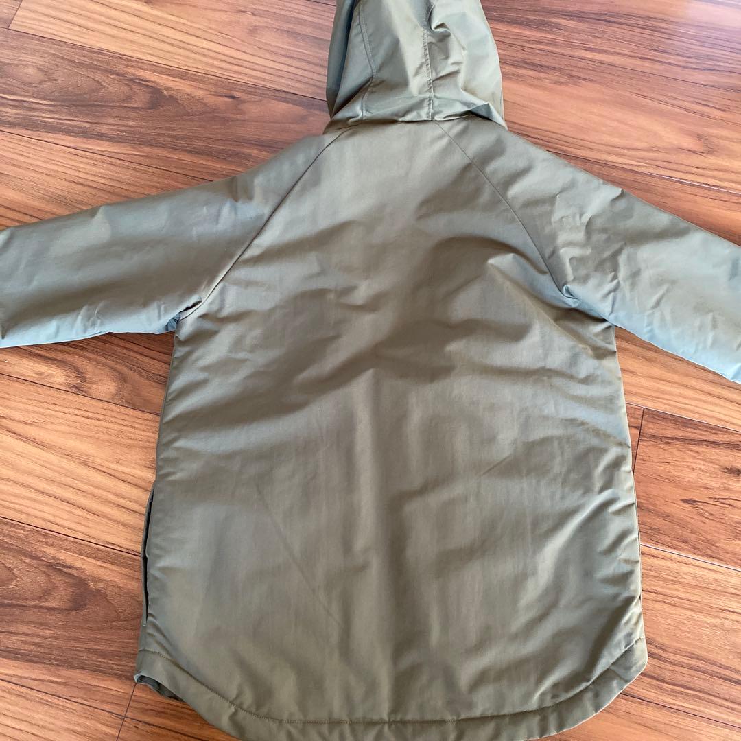 パタゴニアキッズＸＬ　カーキのジャンバー