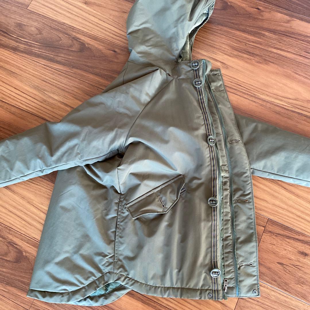 パタゴニアキッズＸＬ　カーキのジャンバー