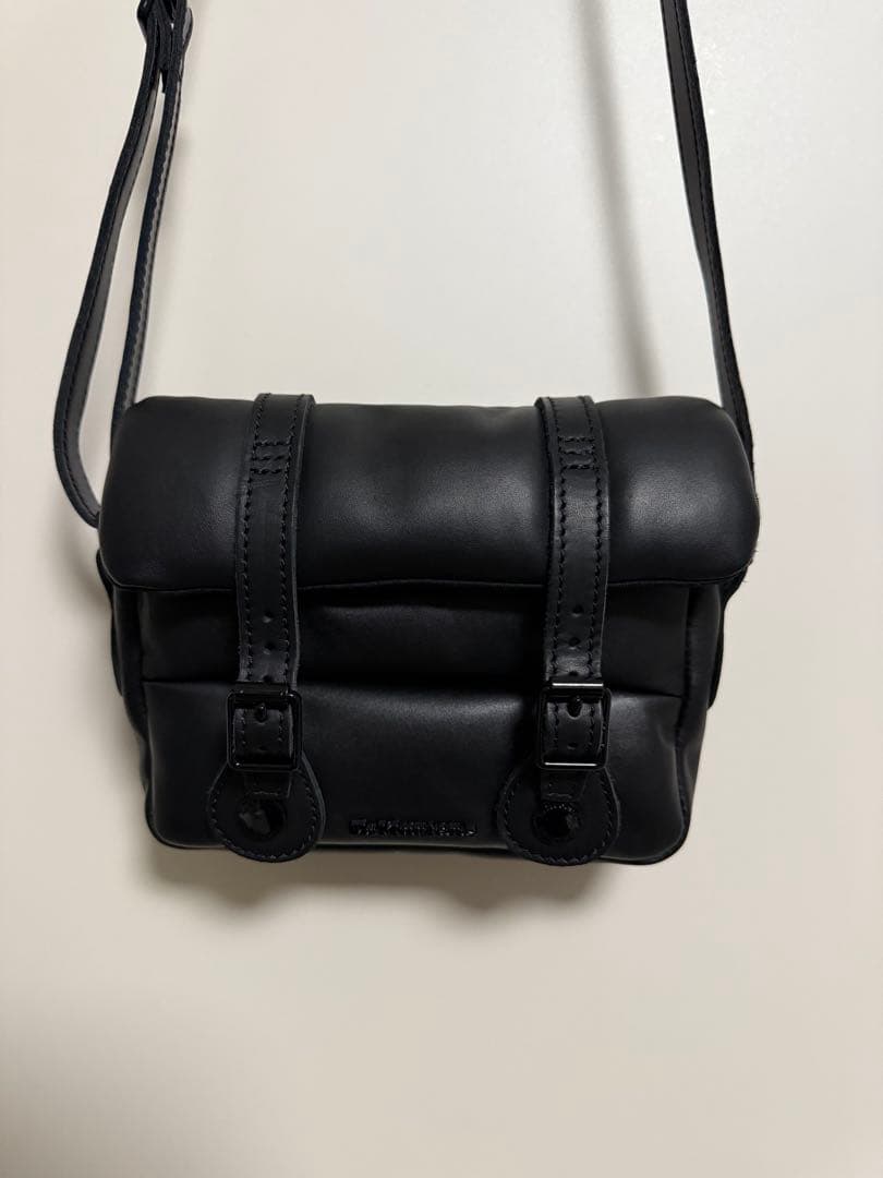 ドクターマーチン　サッチェル　パテッド