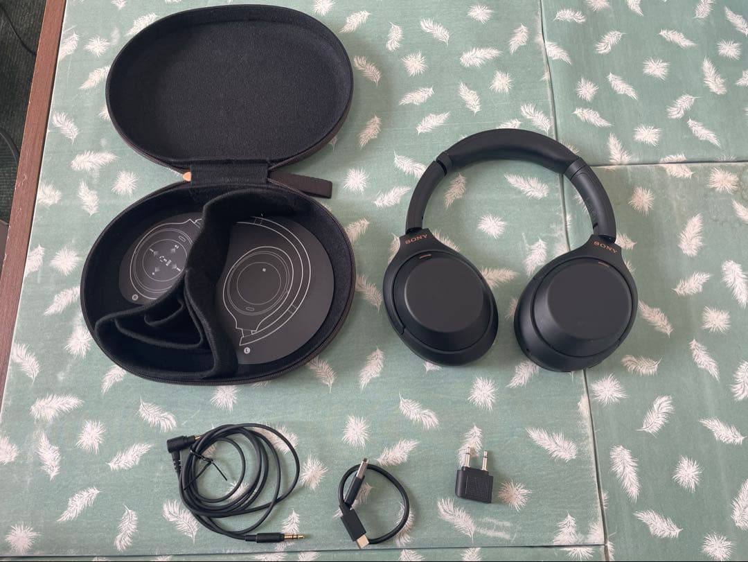 SONY WH-1000XM4 BLACKワイヤレスヘッドホン 即日発送も可