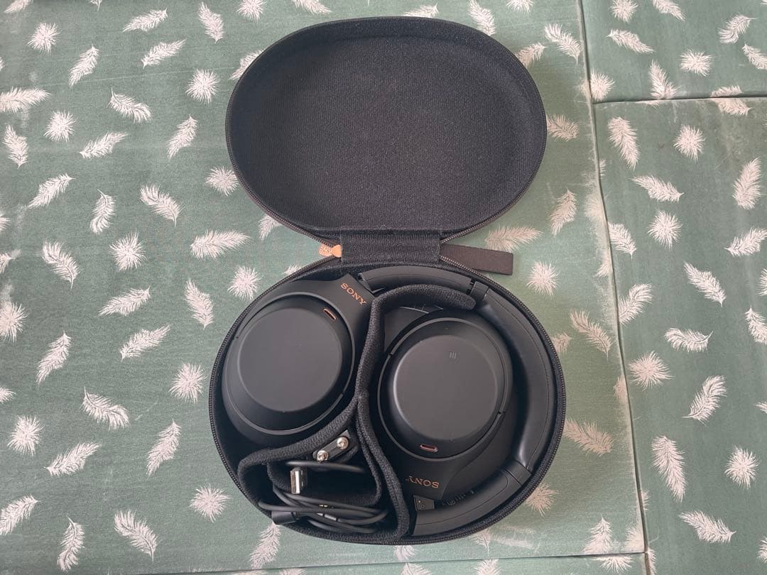 SONY WH-1000XM4 BLACKワイヤレスヘッドホン 即日発送も可