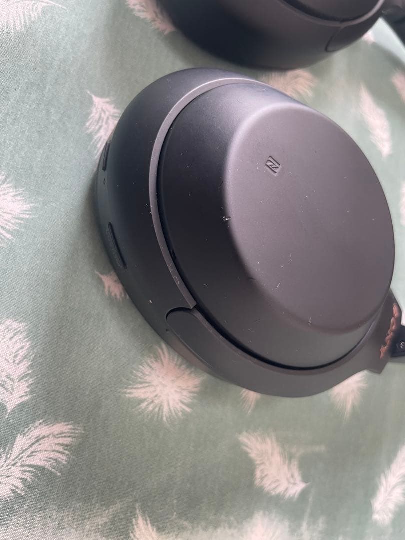 SONY WH-1000XM4 BLACKワイヤレスヘッドホン 即日発送も可