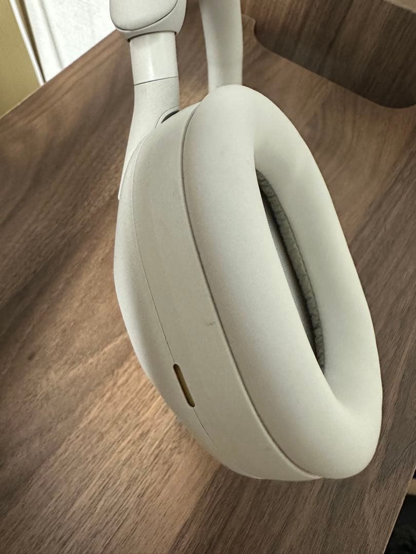 SONY WH1000XM5 ワイヤレスノイズキャンセリングヘッドホン