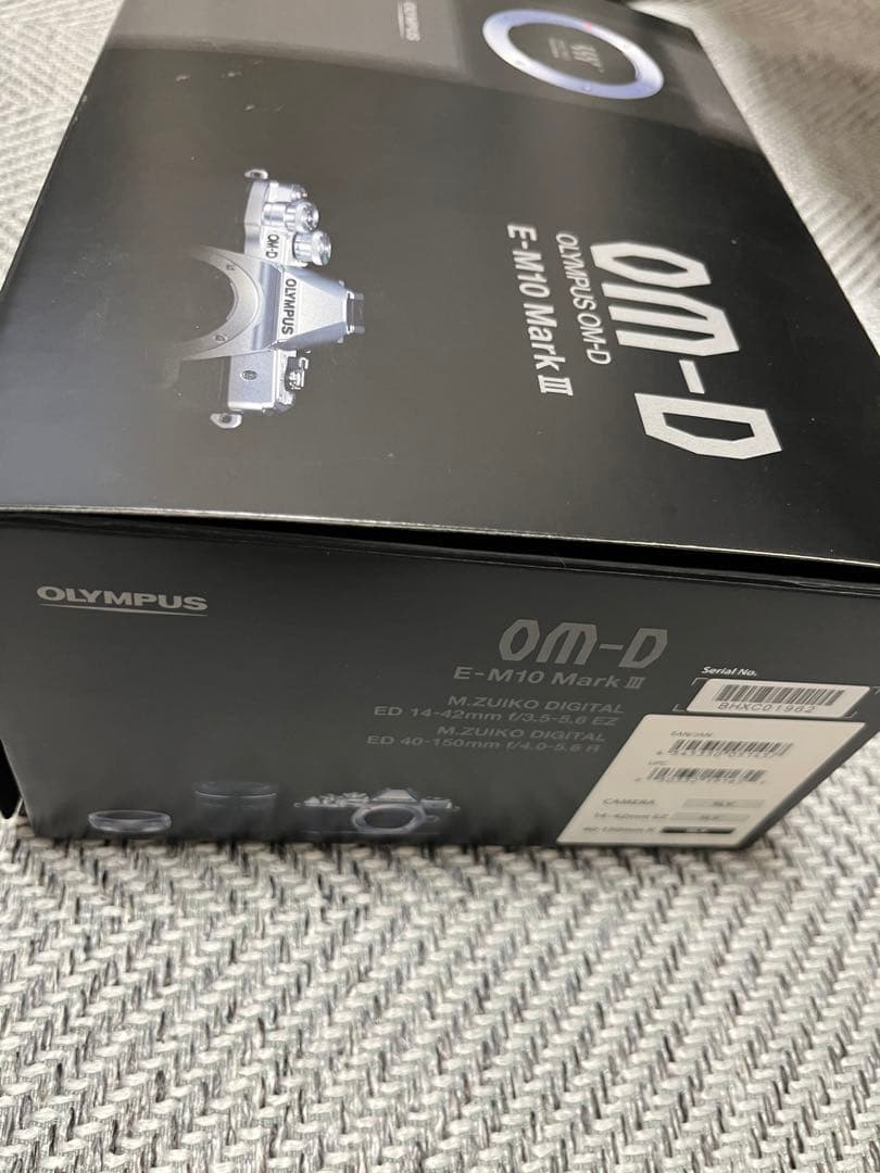 OLYMPUS OM-D E-M10 MarkⅢ