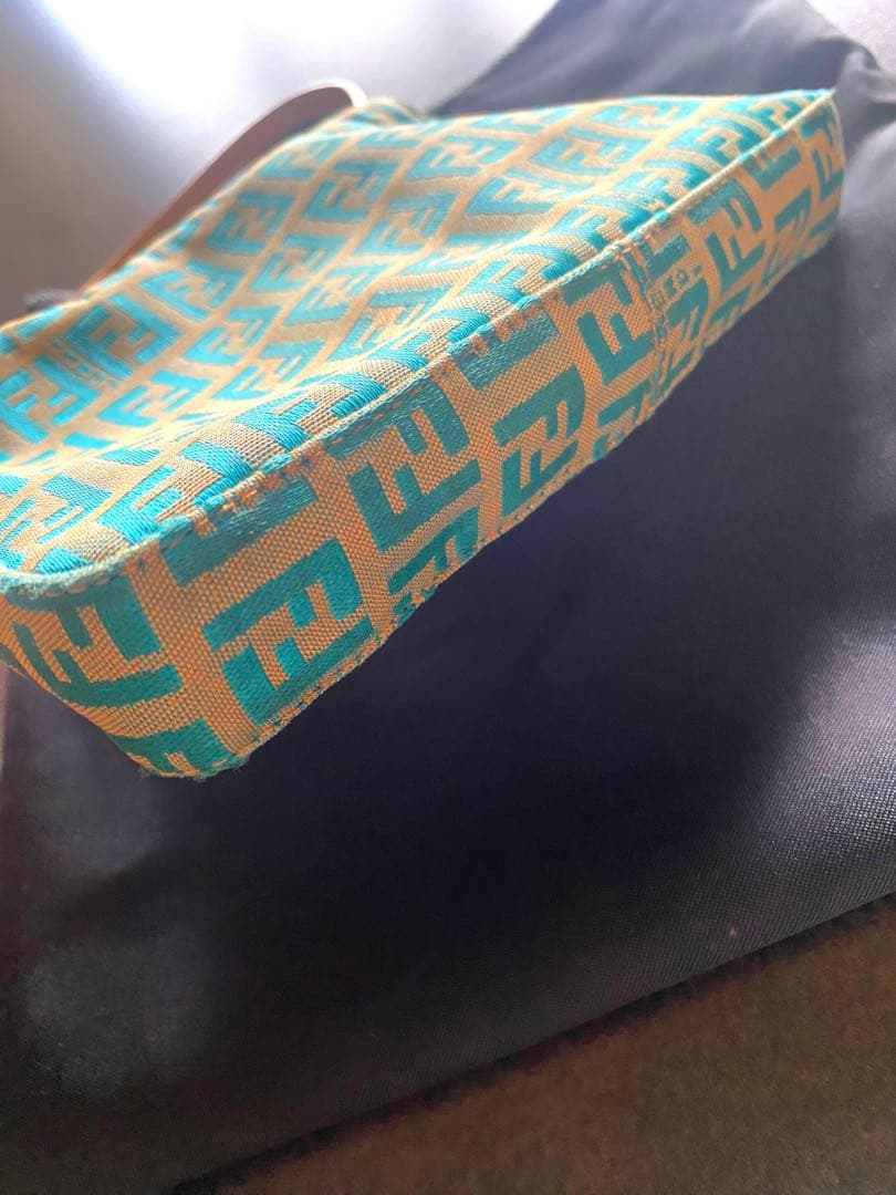 Fendi FFロゴプリント ハンドバッグ　マンマバケット