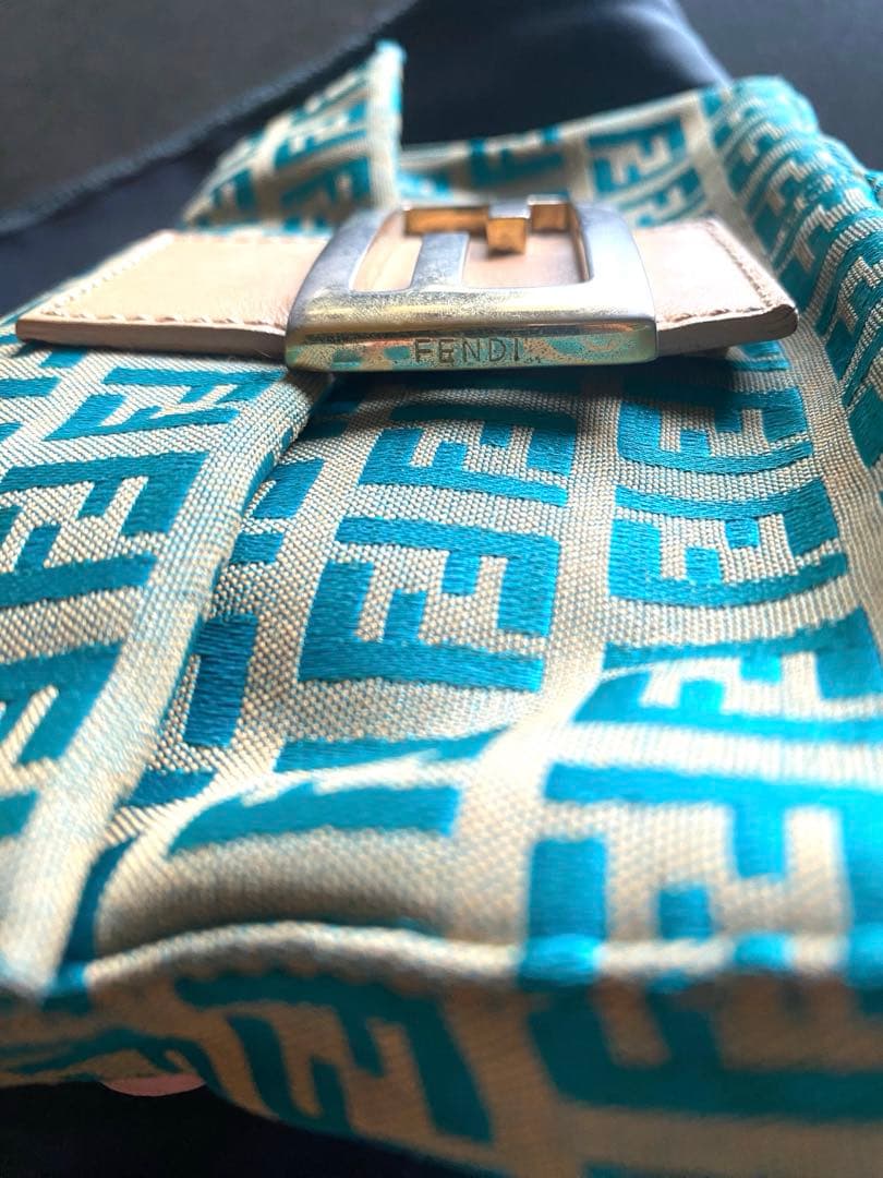 Fendi FFロゴプリント ハンドバッグ　マンマバケット