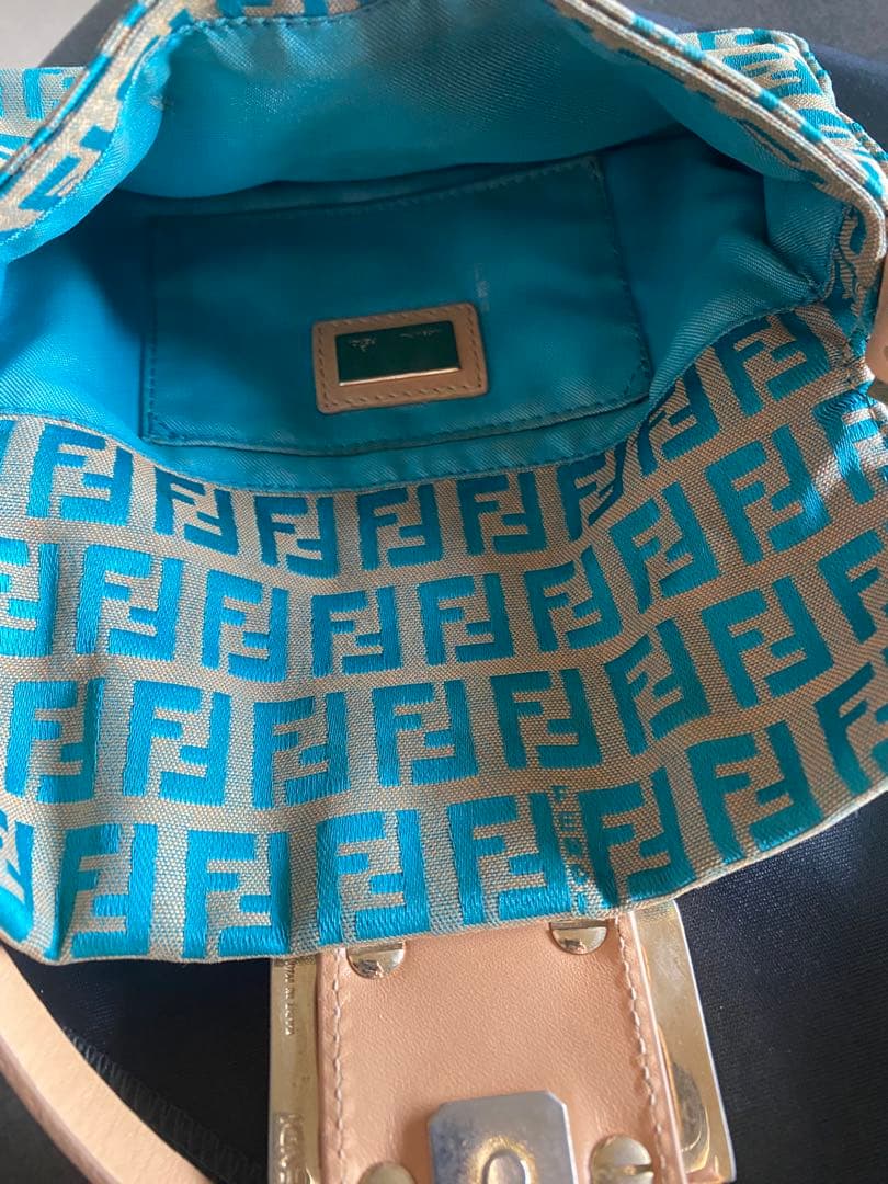 Fendi FFロゴプリント ハンドバッグ　マンマバケット