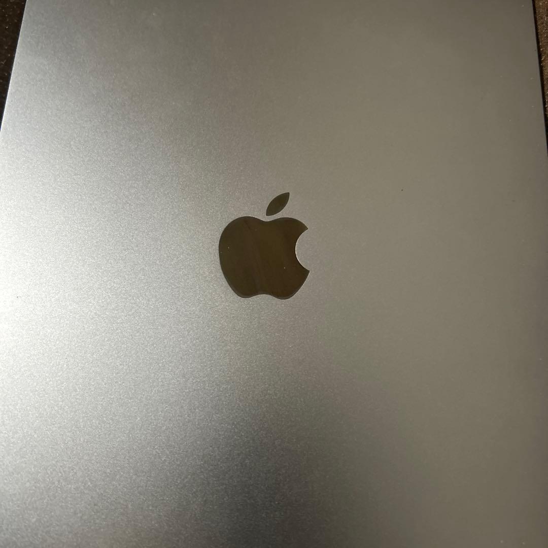 (りょう)iPad Air (第５世代) Wi-Fi 64GBブルー