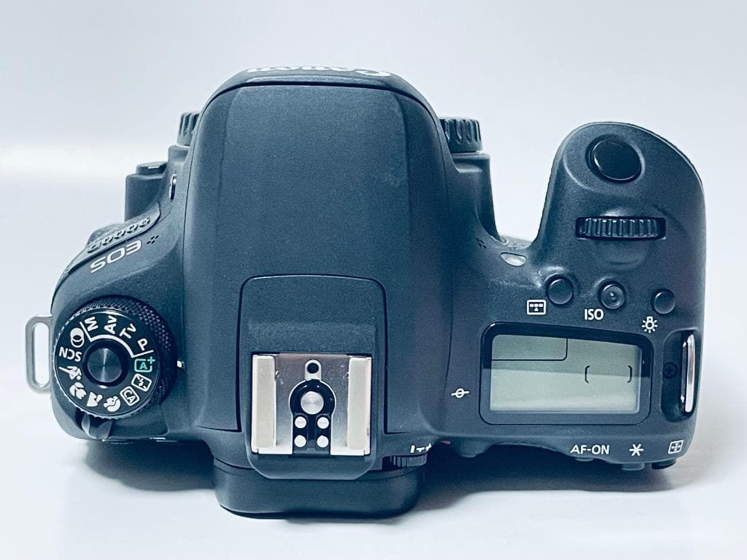 ほ*み様 ⭐️美品★Canon キヤノン EOS 9000D レンズキット Wi