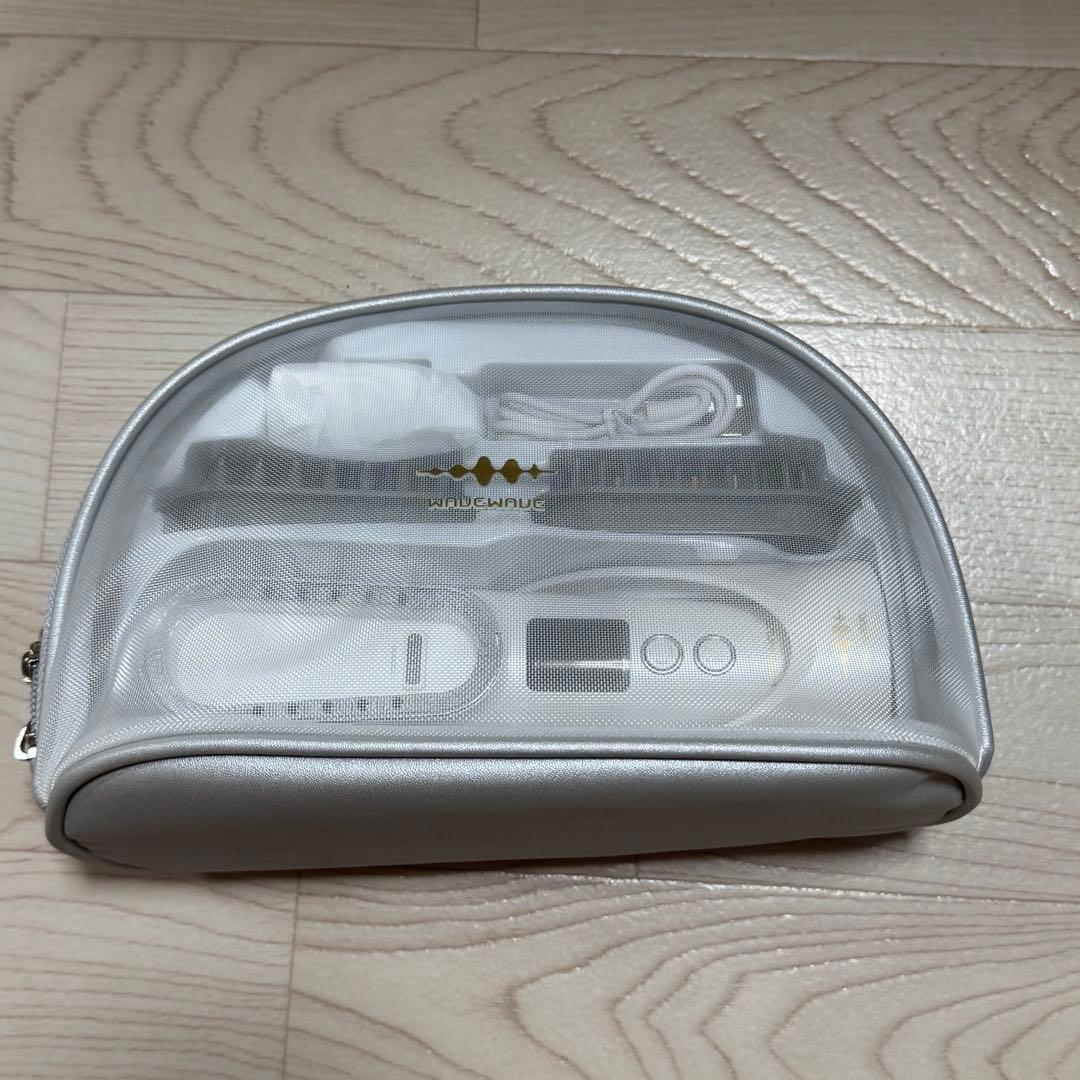 【新品未使用】WAVEWAVE emsフェイスケアRF LED光