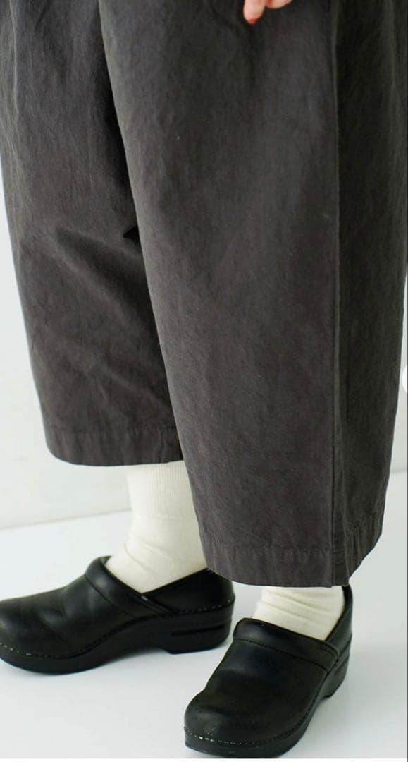 2025ssネストローブ新品未使用コットンヘンプサルエルパンツ