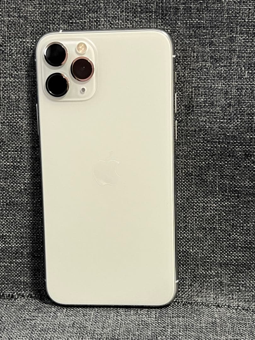 美品　iPhone 11 Pro 64GB シルバー　SIMフリー