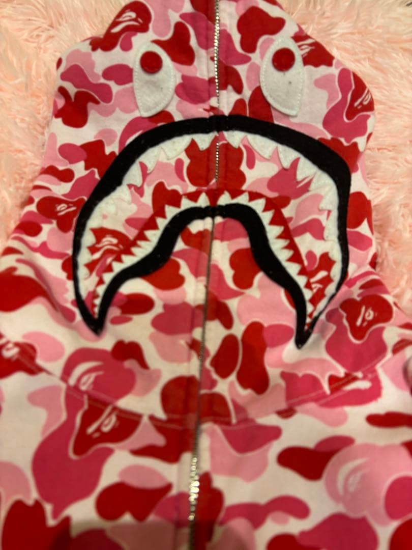 即購入⭕️BAPE カモフラージュ サメフードパーカー