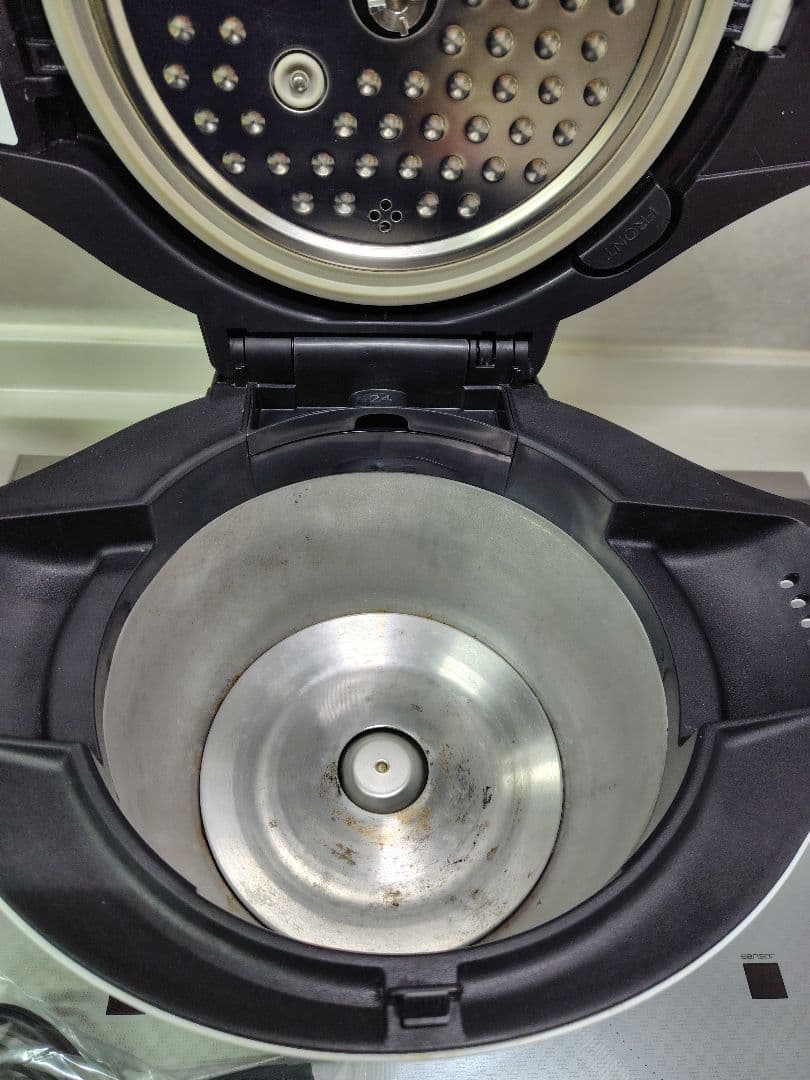 【ジャンク】ホットクック　白　2.4リットル kn-hw24e-w