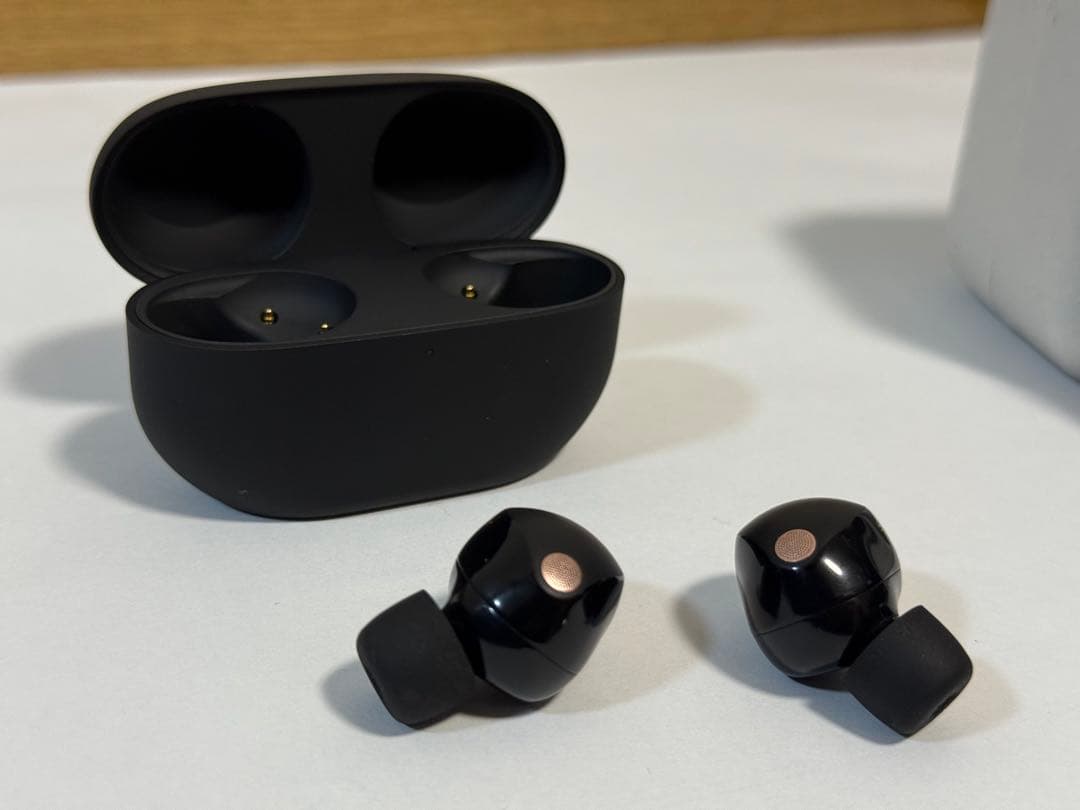 【美品】SONY WF-1000XM5 ブラック　保証書付き