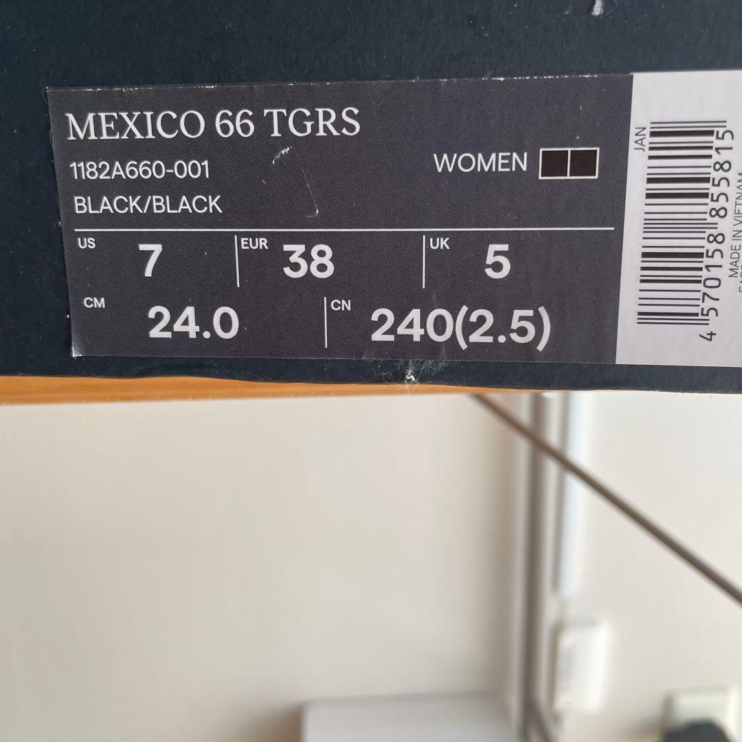 オニツカタイガー　MEXICO 66 TGRS ブラック 24.0 cm