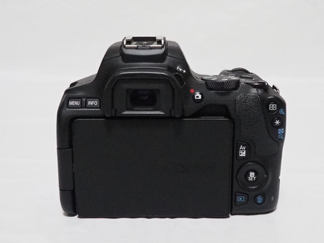 canon kiss x10 標準レンズセット　スマホ転送ＯＫ