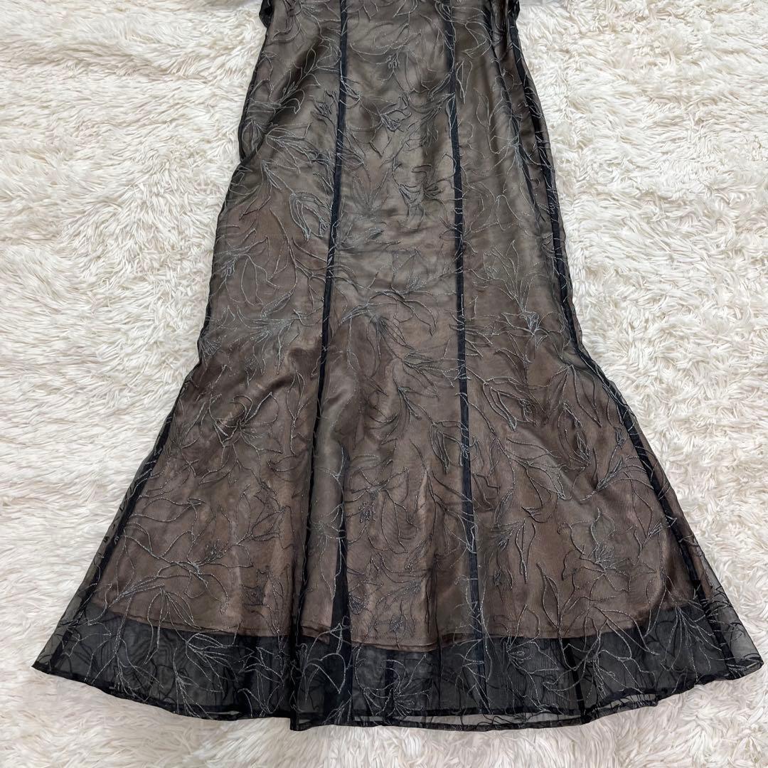 LILY BROWN エンボスオーガンジーlilyグリッタードレス オケージョン