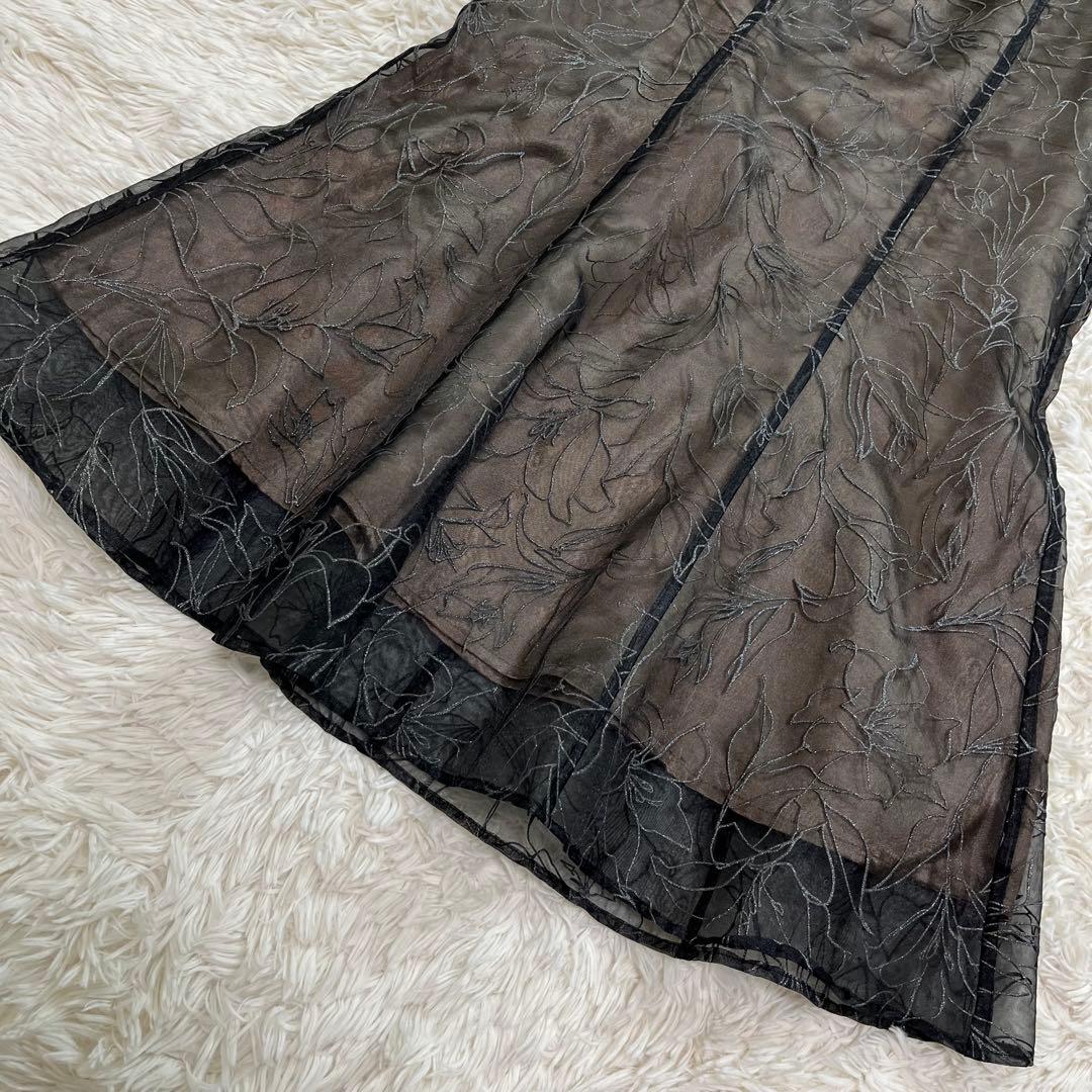 LILY BROWN エンボスオーガンジーlilyグリッタードレス オケージョン