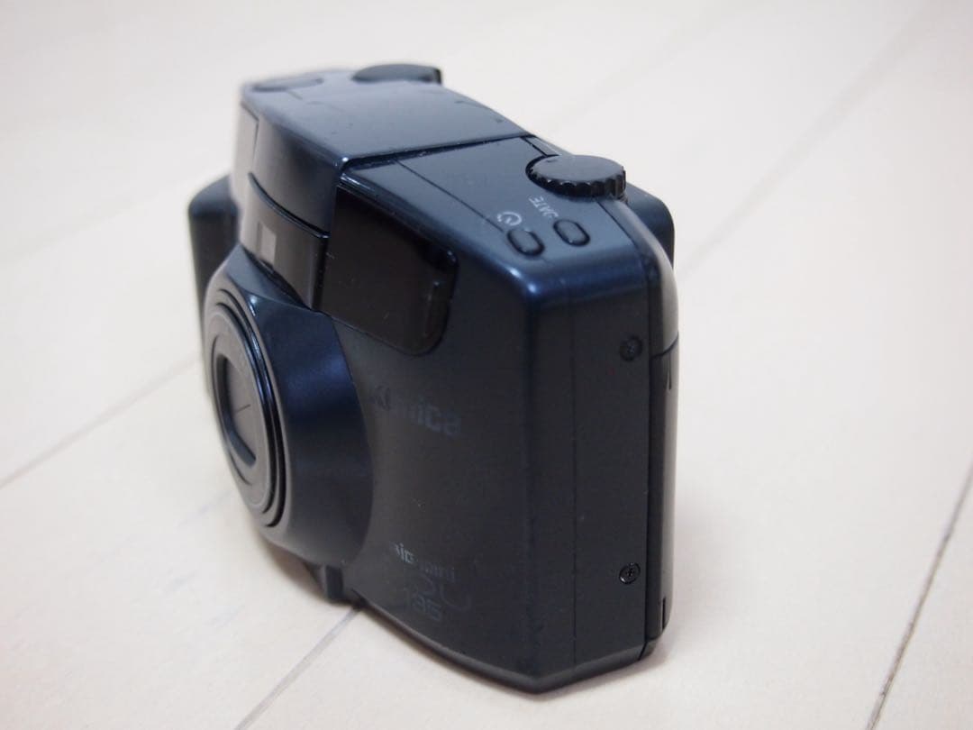 Konica Big mini NOU 135 グッドデザイン賞 フィルムカメラ