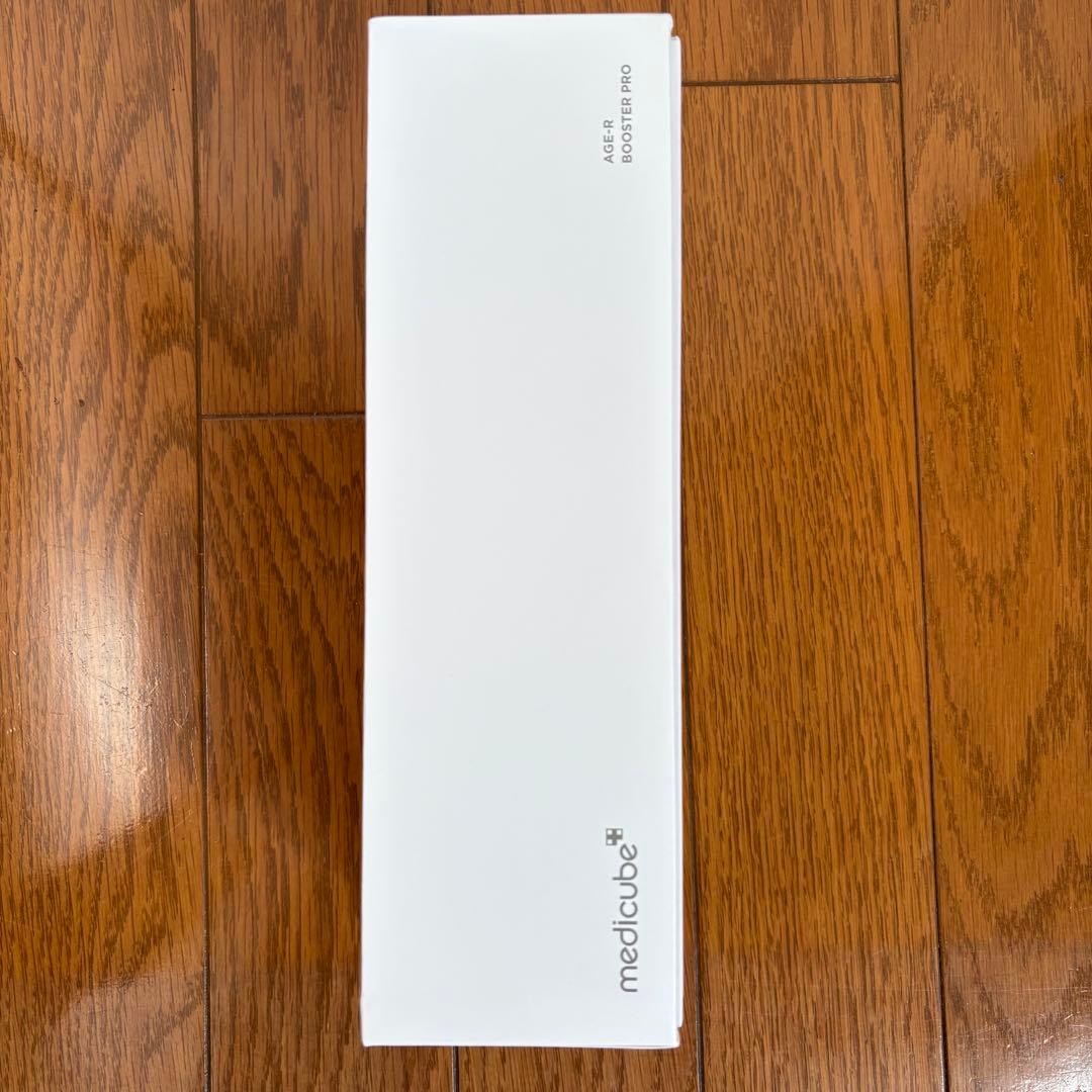 メディキューブ AGE-R ブースタープロ ピンク