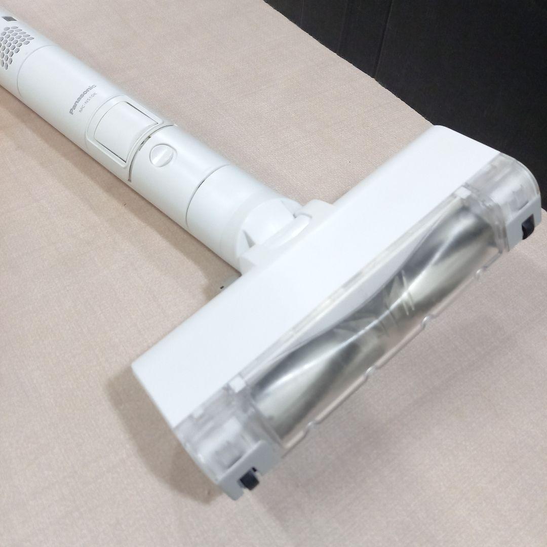 Panasonic 充電式掃除機 MC-NS10K 2022年製 パナソニック