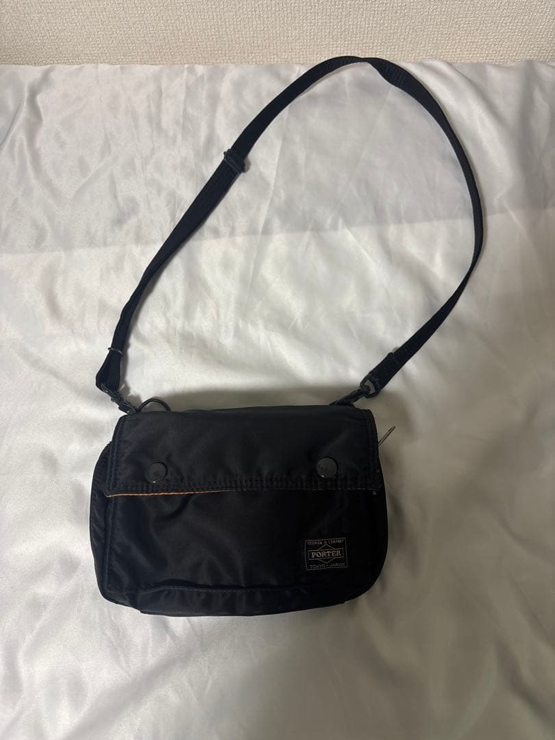 PORTER タンカー　ショルダーバッグ 黒 ナイロン tanker 吉田カバン