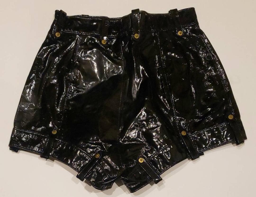 レア！ヴィンテージ ヒステリックス　黒 レザー　ショートパンツ
