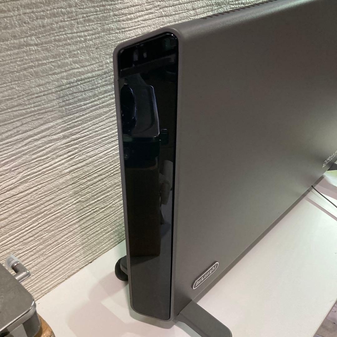 M*u様 DeLongi デロンギ　コンベクターヒーター　HXJ60L12