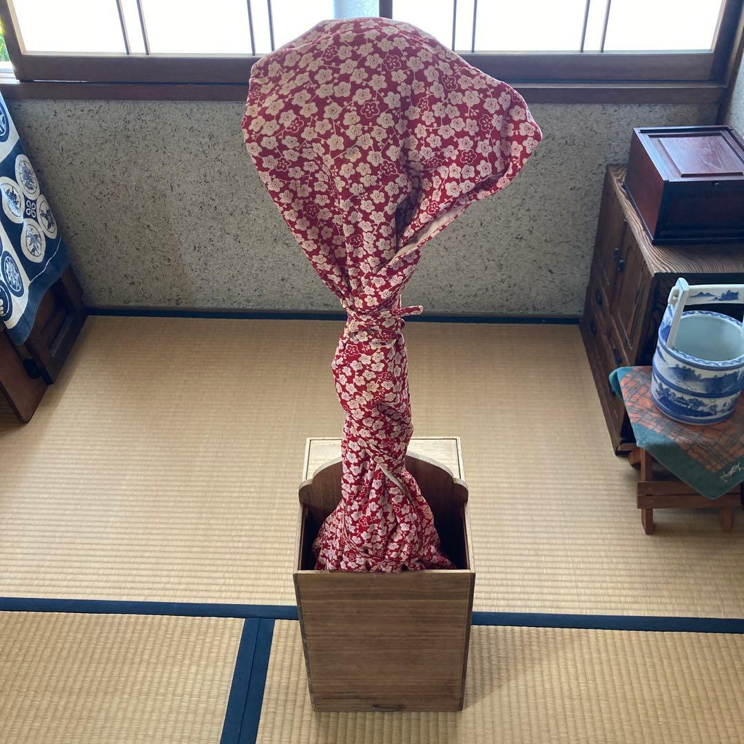 三味線1棹、収納長袋及び三味線の2棹立箱の3点セット