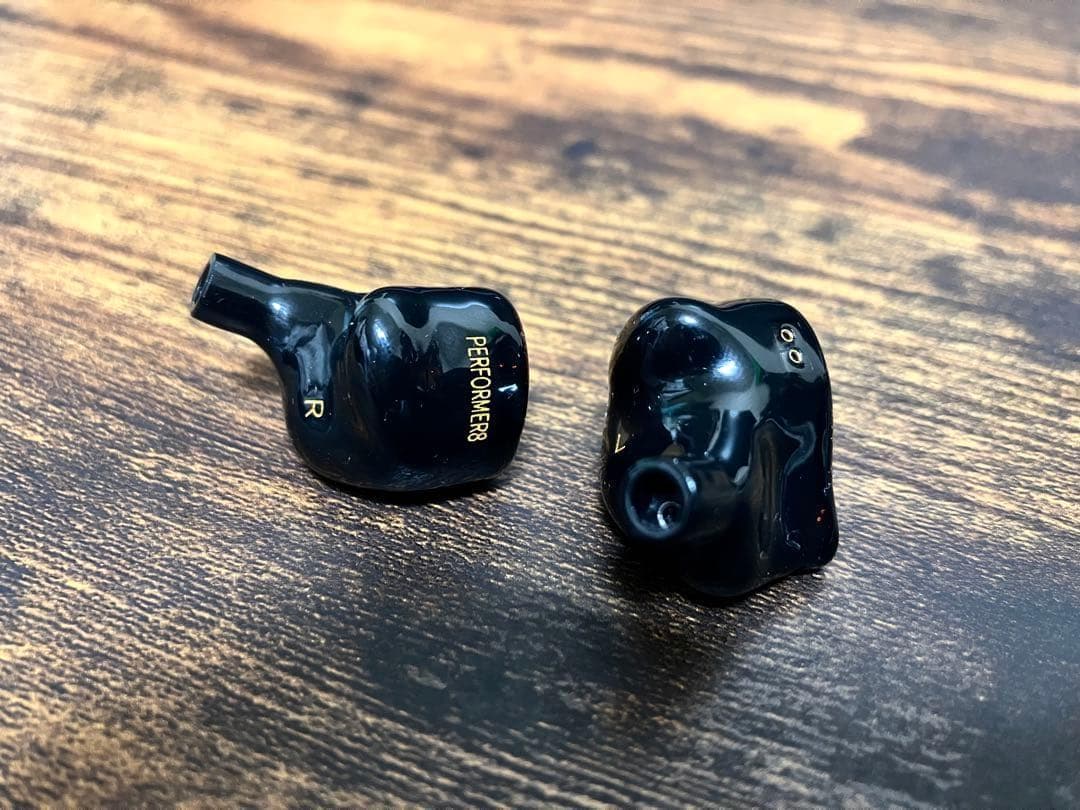 AFUL PERFORMER8 7BA+1DD 3.5mm 中古