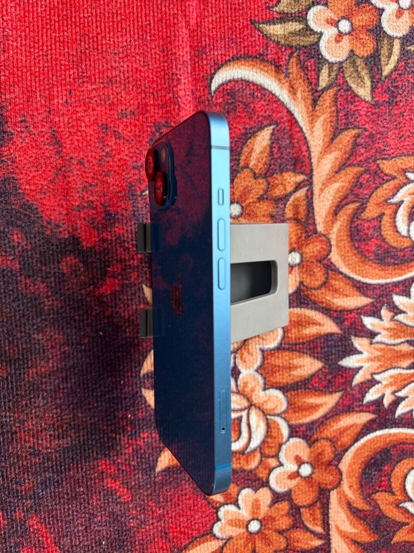 ◎美品◎ iPhone 13本体256GB ブルー