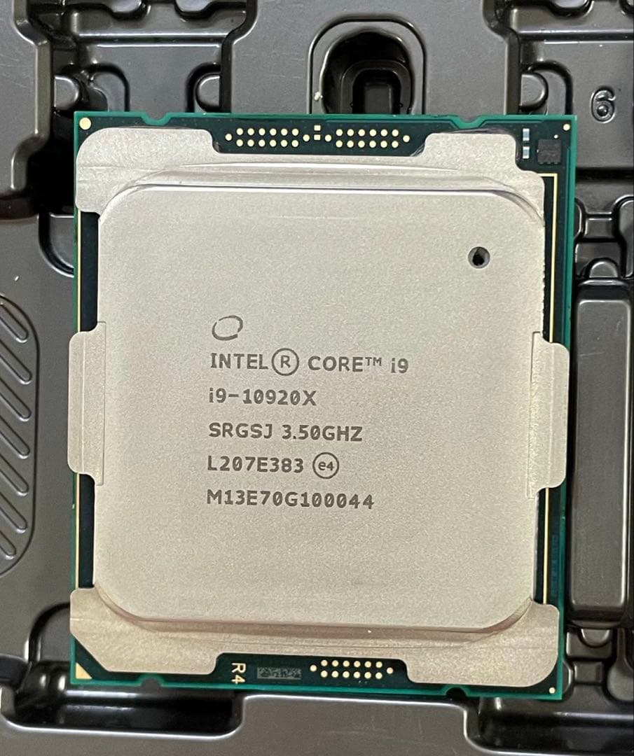 Intel Core i9-10920X CPU 動作未確認