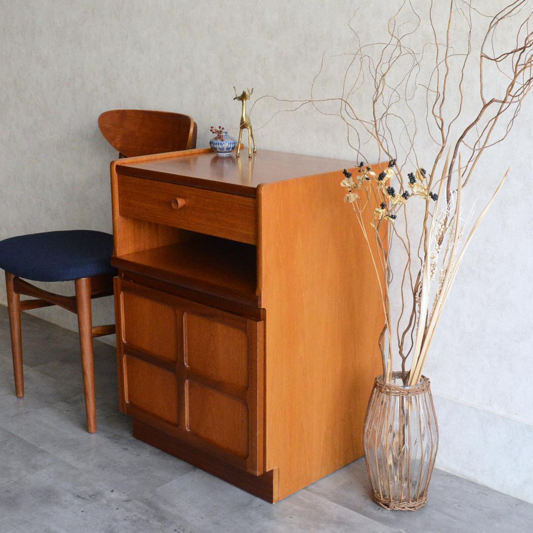 Nathan ネイサン ヴィンテージ キャビネット レコードキャビネット 抽斗付