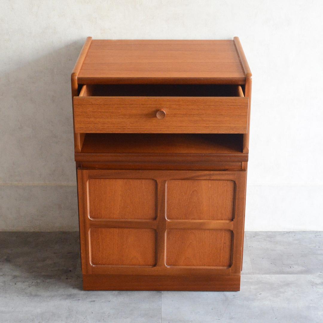 Nathan ネイサン ヴィンテージ キャビネット レコードキャビネット 抽斗付