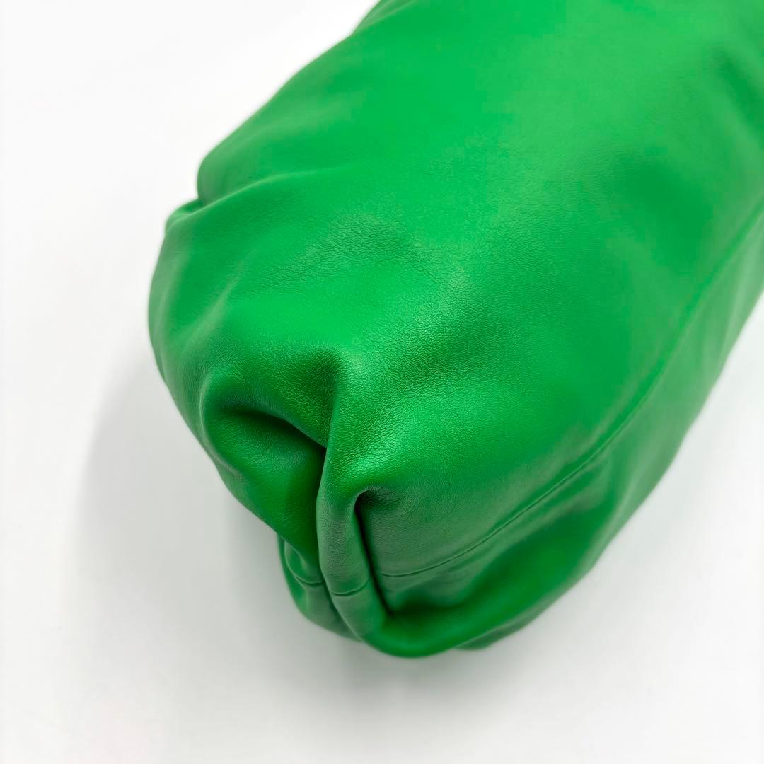 【未使用に近い】 BOTTEGA VENETA THE POUCH ザポーチ